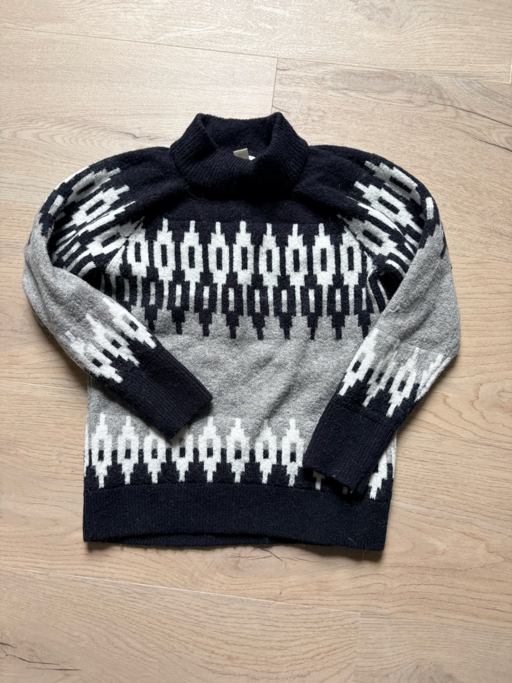 JCrew Girls Crewcuts Black, White & Gray Fairisle Turtleneck Sweater Sz S 6-7